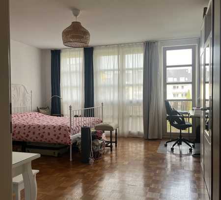Helle und gemütliche 2 Zimmer Wohnung in Bonn-Castell