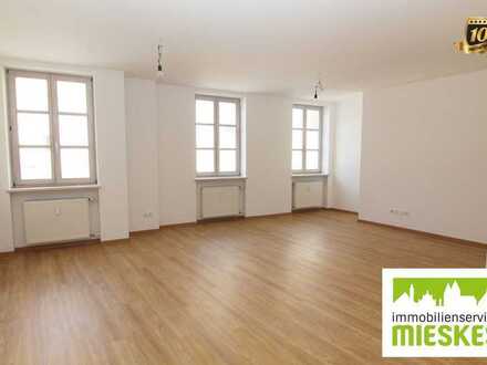 ZENTRALER GEHT´S KAUM!!! Geräumige 3-Zimmer-Wohnung