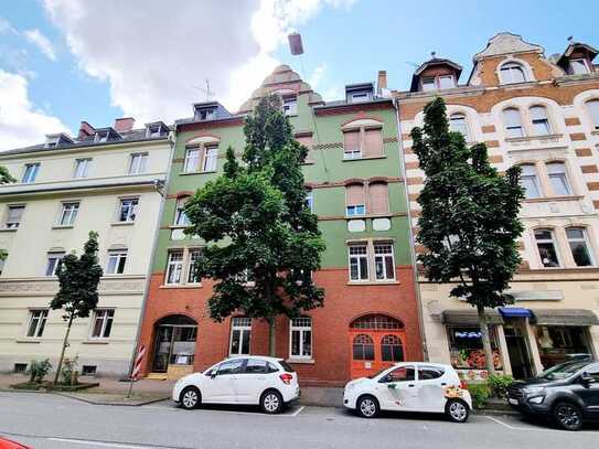 GEMÜTLICHE ALTBAUWOHNUNG mit BALKON in BIEBRICH