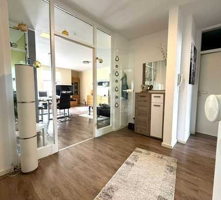 Engers Rhein, Helle Wohnung, toller Blick, 74qm-3 ZKB, GWc, Balkon, Exklusiv Verkauf Fries Immob,