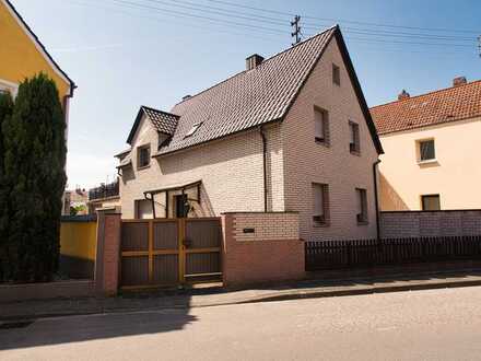 Gartenfreunde aufgepasst! 1 FH mit 800 m² Grundstück