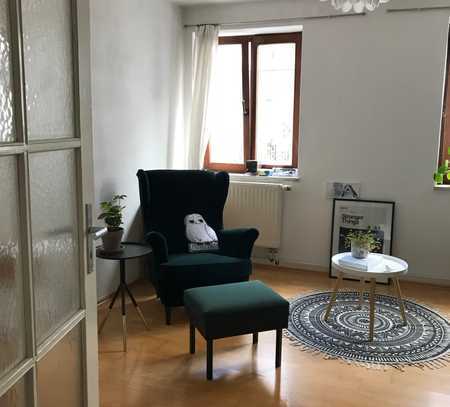 Schöne 2-Zimmer-Wohnung mit EBK in München