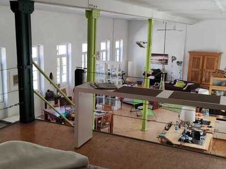 Geräumige und erwschwingliche Loft-Wohnung mit zwei Zimmern in Wiesloch