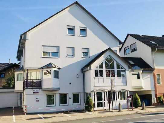 Große 2-Zimmer Wohnung mit Balkon und Garage