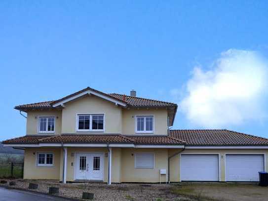 Mediterranes Traumhaus mit unverbaubaren Weitblick „Auf Mont“ zu verkaufen!