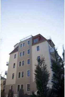 Moderne 3-Raum-Wohnung mit 2 Balkone und Stellplatz