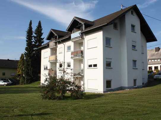 Moderne, helle und gepflegte 4 ZKB Whg. in Helferskirchen -provisionsfrei-