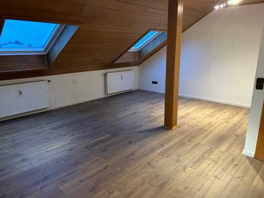 Helle 3-Zimmer-Wohnung mit 70 qm und top Lage – ab 01.01.2025 bezugsfrei