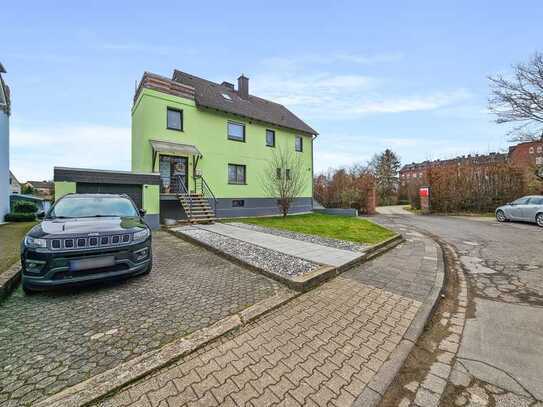 Düren Niederau - Aufwendig modernisiertes Zweifamilienhaus in begehrter Lage