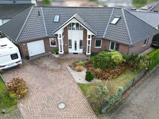 Hochwertig ausgebauter Bungalow in bevorzugter Lage