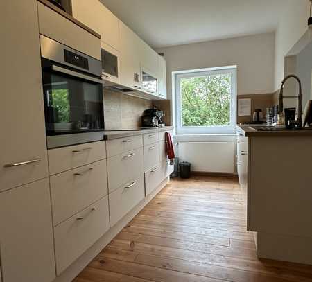 Naturnahe, gepflegte 4-Zimmer-Erdgeschosswohnung, 115 m2 mit Terrasse und Garten am Waldrand