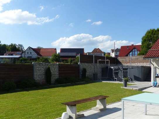 Gepflegtes EFH mit großem Garten und Pool in idyllischer Lage von Friedrichsruhe