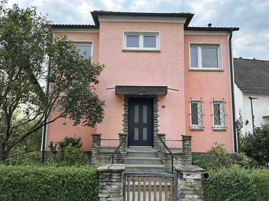 Freistehendes Einfamilienhaus mit Garten in Hanau/Großauheim Hanau