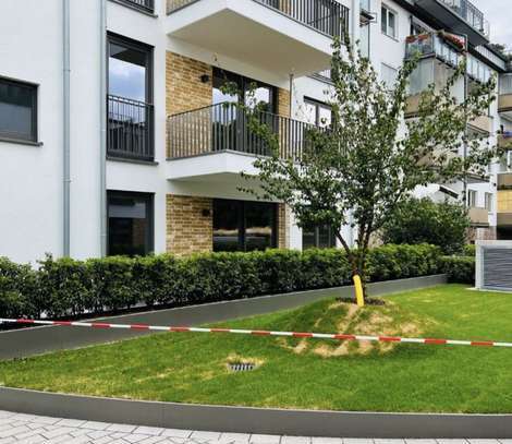 Modernisierte Wohnung mit einem Zimmer und Balkon in Düsseldorf