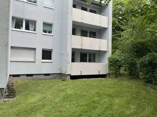 Leere 3- Zi. Wohnung in Delkenheim