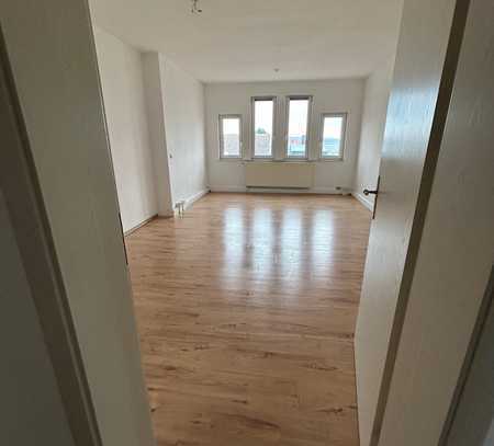 Freundliche 4-Zimmer-Wohnung 111 m2 in beliebter Lage in Nordhausen