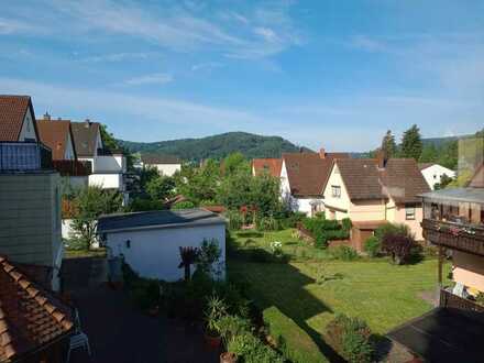 2,5 -Zimmer-Wohnung mit Balkon und Einbauküche in Eberbach