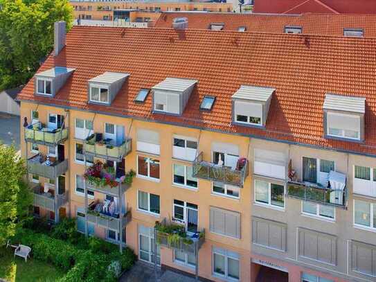 Halle Saale - hübsches kleines Single-Apartment mit Balkon in zentraler Altstadtlage !