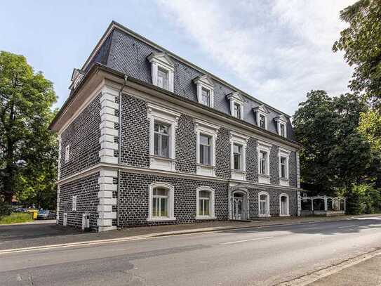 Schloss Loshausen | Historisches Mehrfamilienhaus mit 16 Wohneinheiten