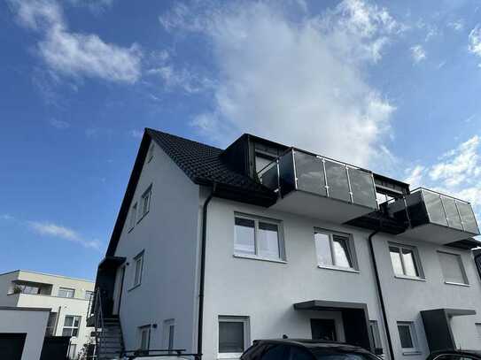 Neuwertige 2-Zimmer Wohnung mit Balkon und Einbauküche in Schwäbisch