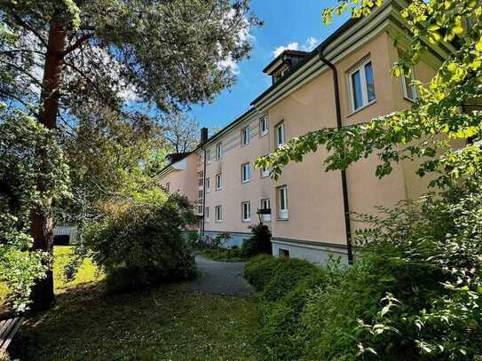 Vermietete 1-Zimmer-Wohnung im Dachgeschoss mit Balkon! TG!