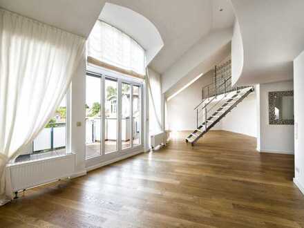 Exklusive geräumige Maisonette-Wohnung mit vier Zimmern, Loggia in Bremen Schwachhausen