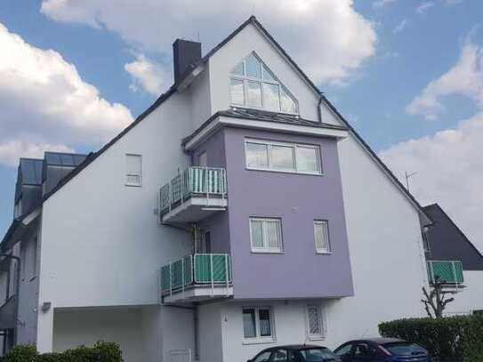 Helle 3-Raum-Wohnung mit EBK und Süd-Balkon in Rodgau Nieder-Roden