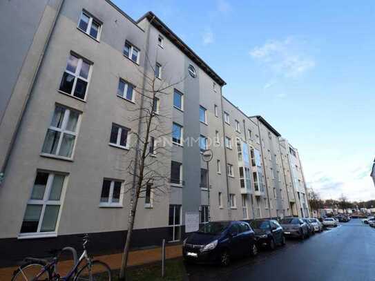 100 m zur Warnow - Moderne 3 Zimmer Wohnung mit Aufzug, Balkon & Garage