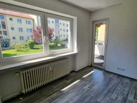 Modernisierte 3-Zimmer-Wohnung mit Balkon und EBK in Kempten