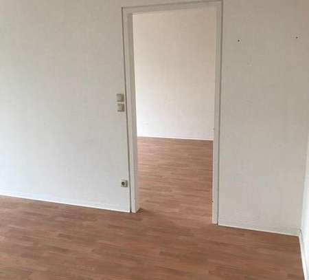 Schöne 2 Zimmer Wohnung mit Balkon sucht neue Bewohner!