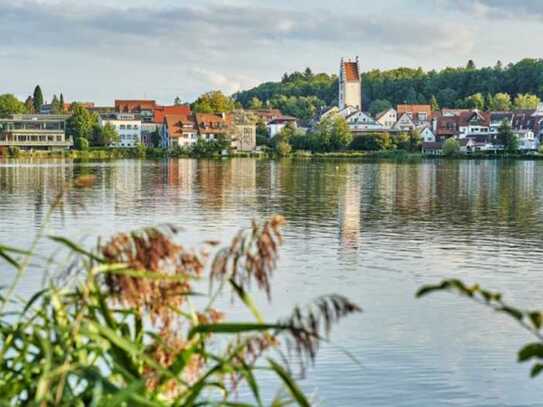 Geschmackvolle, gepflegte 2-Zimmer-Wohnung mit Balkon und EBK in Bad Waldsee