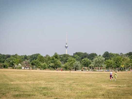 Kapitalanlage mit 2 Zimmern und Terrasse in ruhiger & beliebter Lage in Britz