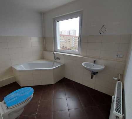 3-Zimmer-Wohnung mit wunderschönem geräumigen Bad und großem Balkon im neuen Trendviertel Geras