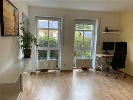 Attraktive 1-Zimmer-Wohnung mit Einbauküche in Rabenstein / Siegmar