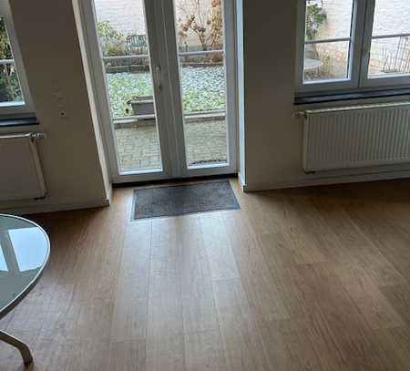 Erdgeschoß Wohnung mit Garten