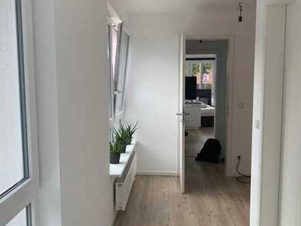 Renovierte 2,5 Zimmer Wohnung
