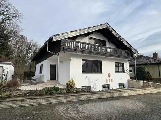 Großzügiges Einfamilienhaus in idyllischer Waldrandlage