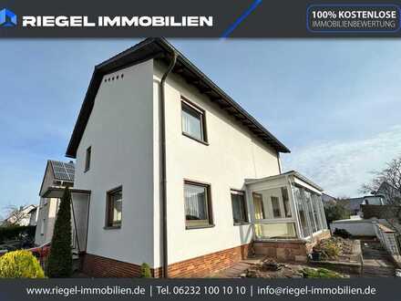 Sie hier? Wir auch! Einfamilienhaus, Wintergarten, beliebte Lage auf einem 546 m² großen Grundstück
