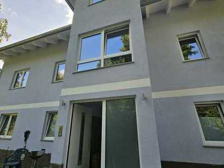 Stilvolle 2-Zimmer-Wohnung mit Balkon in Fredersdorf-Vogelsdorf, KFW 55 EE