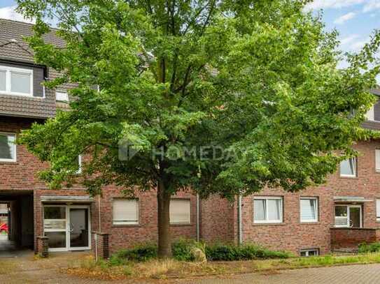 Großzügige Souterrainwohnung mit 3 Zimmern und Garage in gepflegtem Klinkerhaus