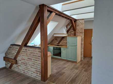 Dachgeschosswohnung im Herzen der Neustadt nur 80 m zur Oberhavel, PKW-Stellplatz