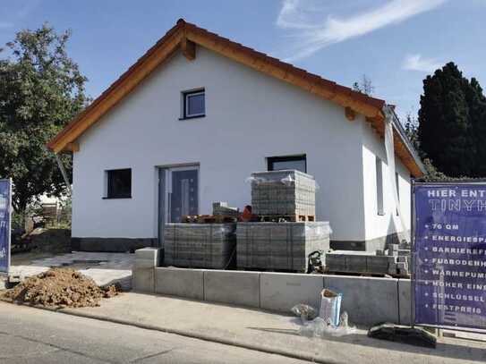 Seniorengerecht! KFW55 -Smallhouse mit 72 m² und eigenem Garten