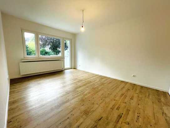 *modernisierte 3 Zimmer Wohnung, Tageslichtbad*