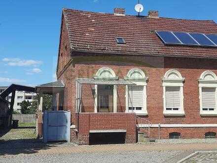 *Landhaus mit großer Stallung, ideal für Gewerbe!*