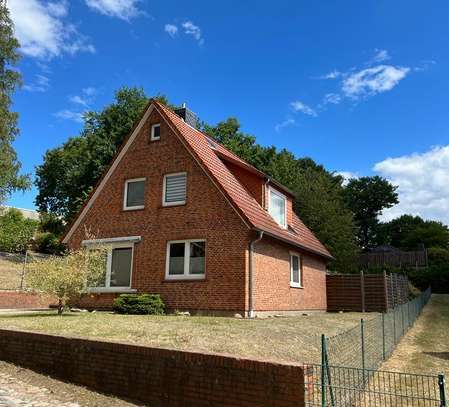 Gemütliche Erdgeschoss-WG 3 Zimmer im Zweifamilienhaus