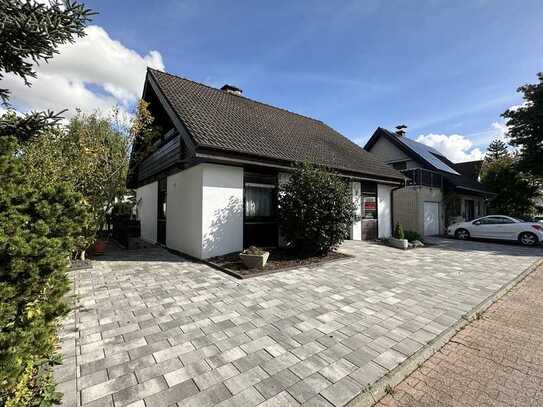 Freistehendes Einfamilienhaus mit gepflegtem Garten in beliebter Lage von Hückelhoven-Ratheim