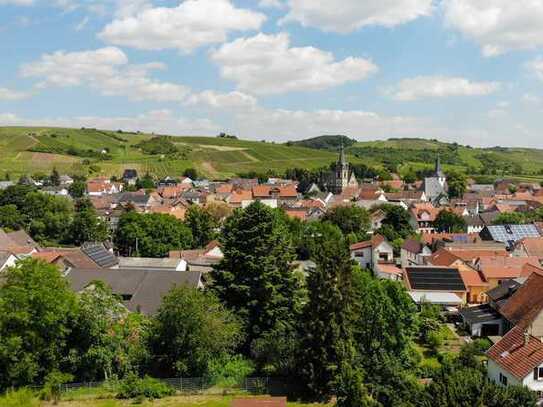 Familienfreundlich und charmant: Geräumiges Einfamilienhaus mit Garten