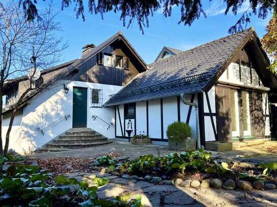 Charmantes 4-Zimmer-Einfamilienhaus mit traumhafter Gartenidylle und Ausblick in Lindlar