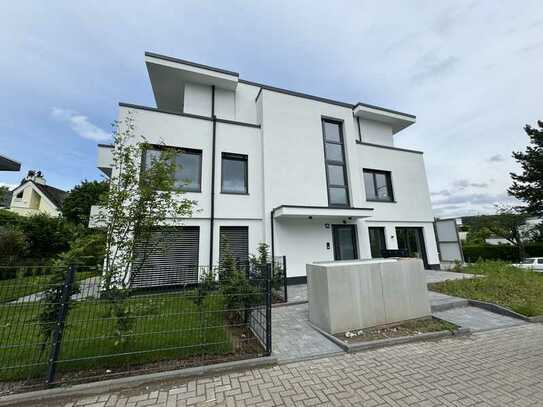 NEUBAU-ERSTBEZUG! PENTHOUSE MIT BLICK ZUM NEROBERG!