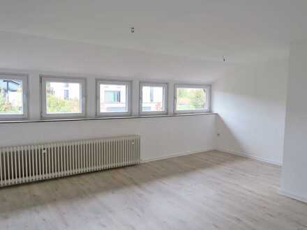 Helle und moderne 3 Zimmer-Dachgeschoss-Wohnung in Bad Oeynhausen – Südstadt / Nähe Herzzentrum